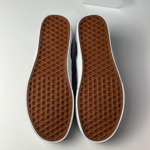 NWT Vans Floral Graffiti Slip On SZ-W8.5 / M7 - Picture 11 of 12